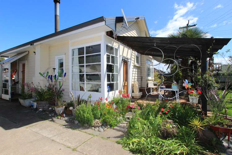 2 Lewis Street Redwoodtown_11