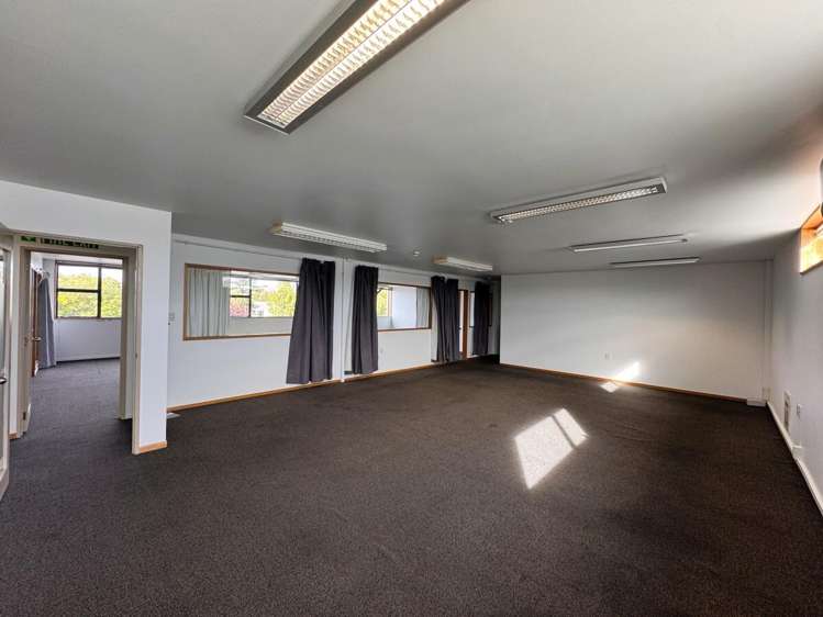 55 Ferry Road City Centre_12