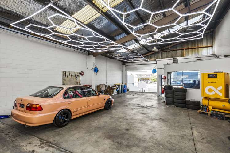 71-73 Wairau Road Wairau Valley_9