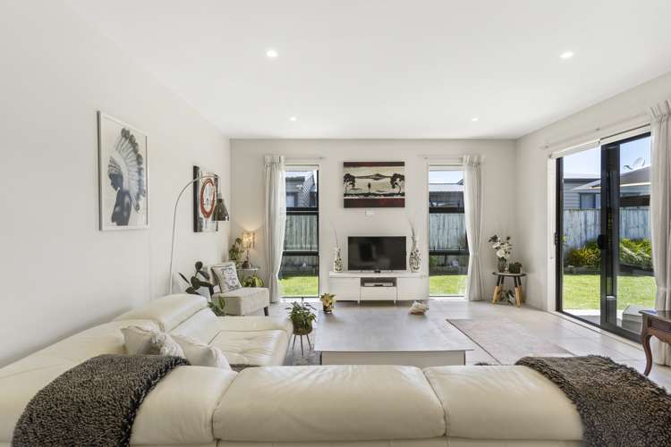 29 Kahawairahi Drive Beachlands_12