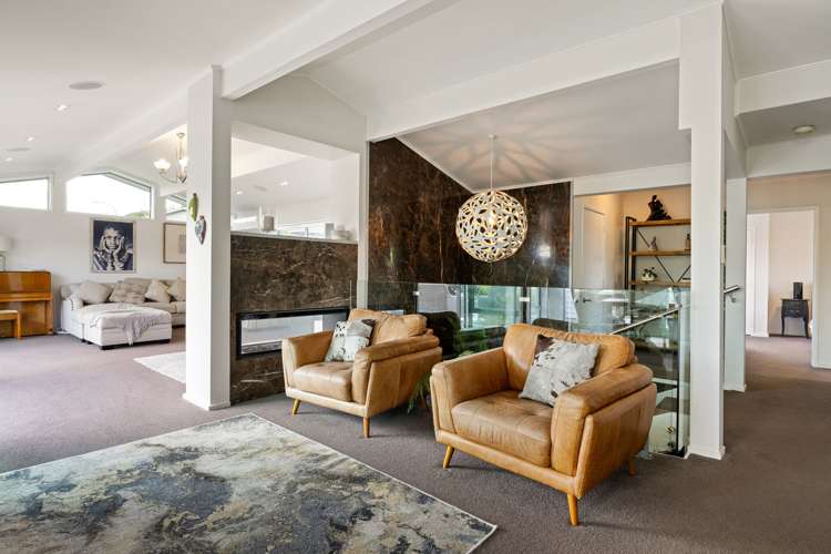 163 Lake Crescent Hamilton Lake_3