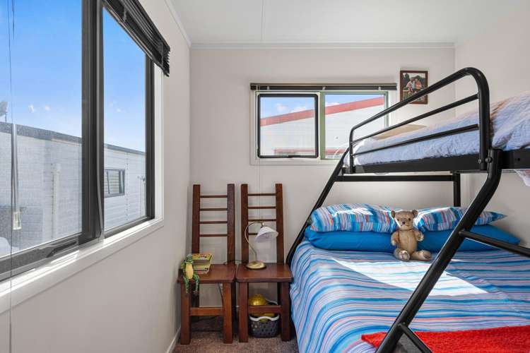 BV11/70 Beach Road Tahunanui_14