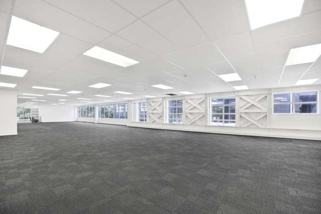 34 Barrys Point Road Takapuna_1