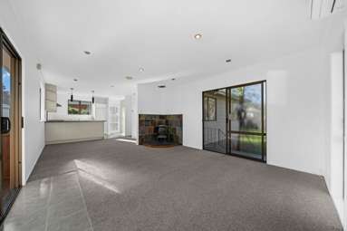 6 Redcrest Avenue_3