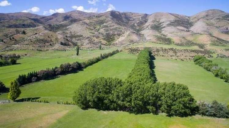 981 Luggate-Tarras Road Westland Surrounds_7