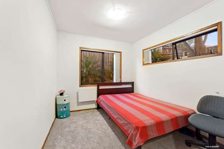 2/164 Rangatira Road Beach Haven_12