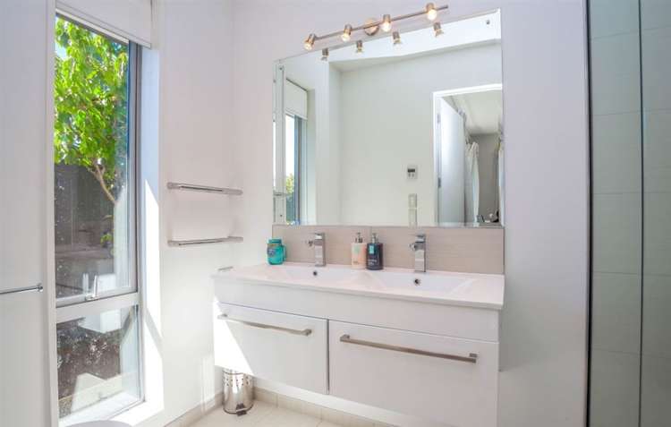 7 Marble Court Northwood_23