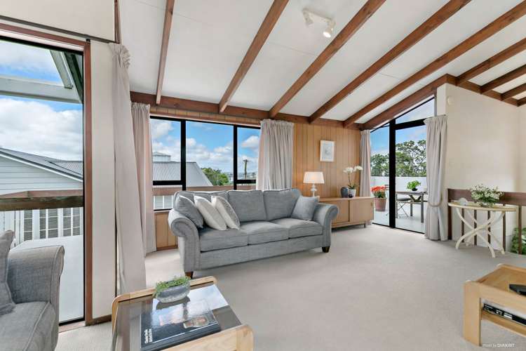 1/24 Hemi Street Narrow Neck_10