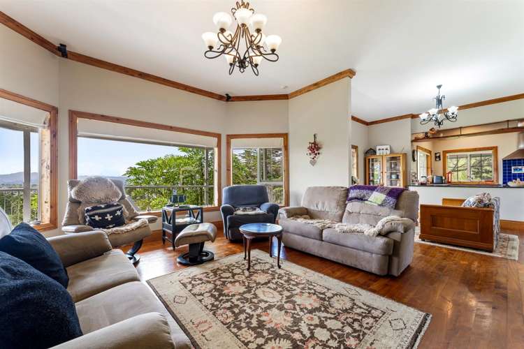 1228 Sandspit Road Sandspit_9