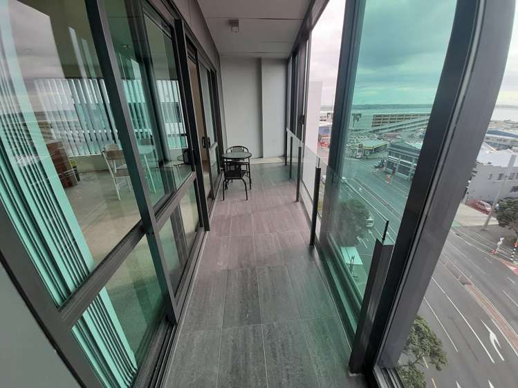 711/4 Dockside Lane Auckland Central_9