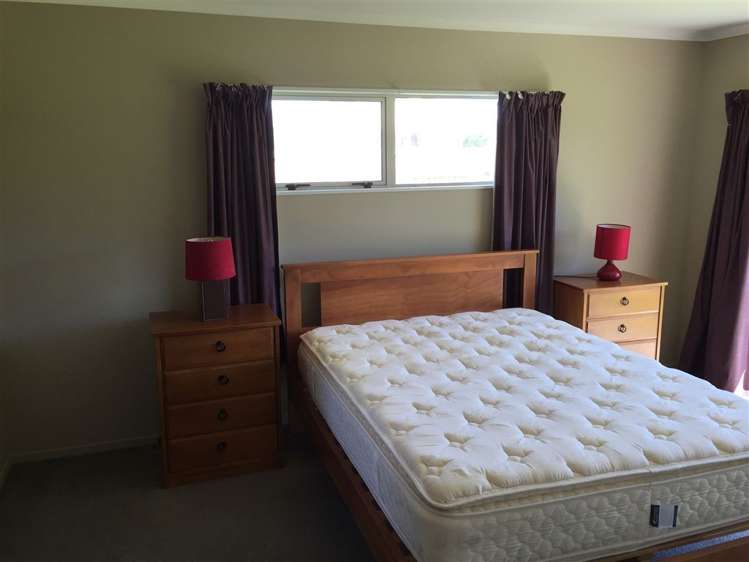 18 Kowhai Street Oxford_8