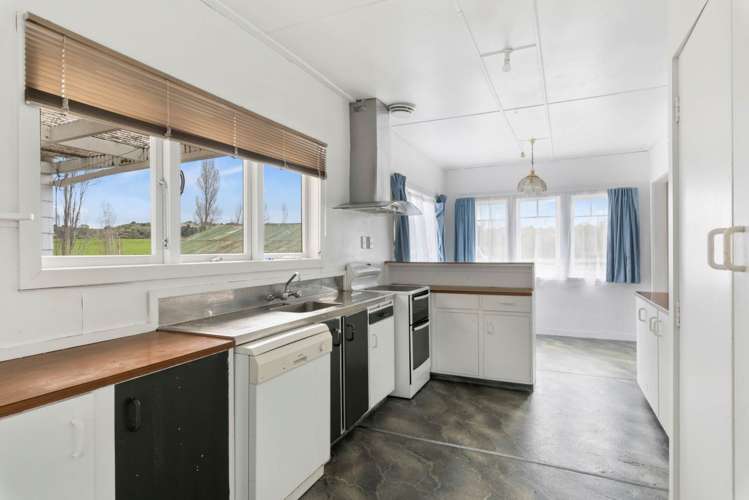 51 Whitford Park Road Whitford_11