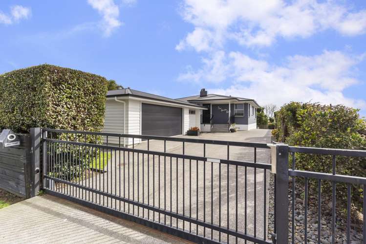 1 Karaka Road Beachlands_1