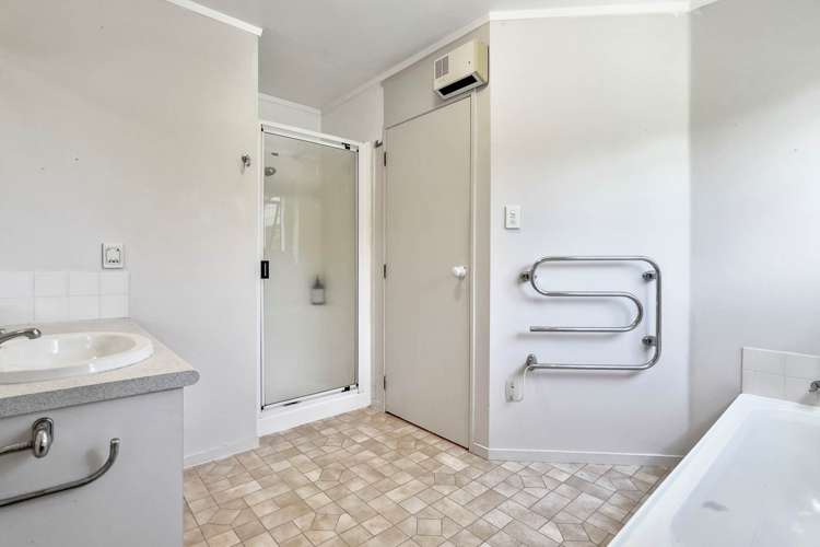 2/16 Wairakei Street Greenlane_15