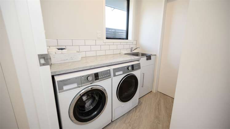 6 Bidwell Place Hillmorton_17