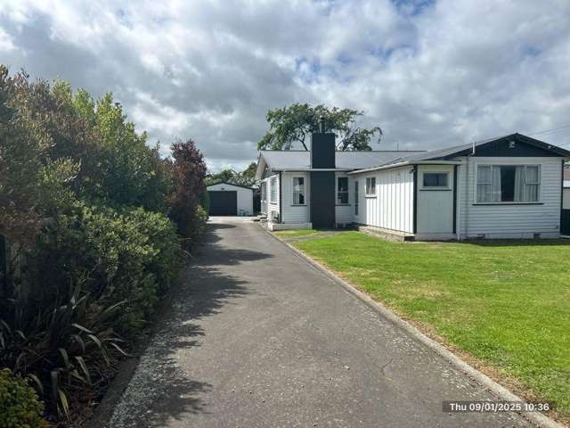 CARTERTON - 3 BEDROOMS