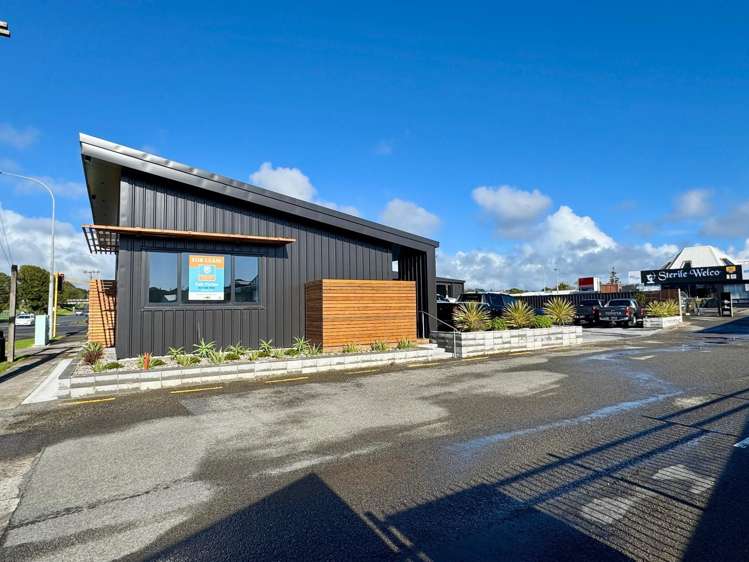 24 Smart Road Waiwhakaiho_3