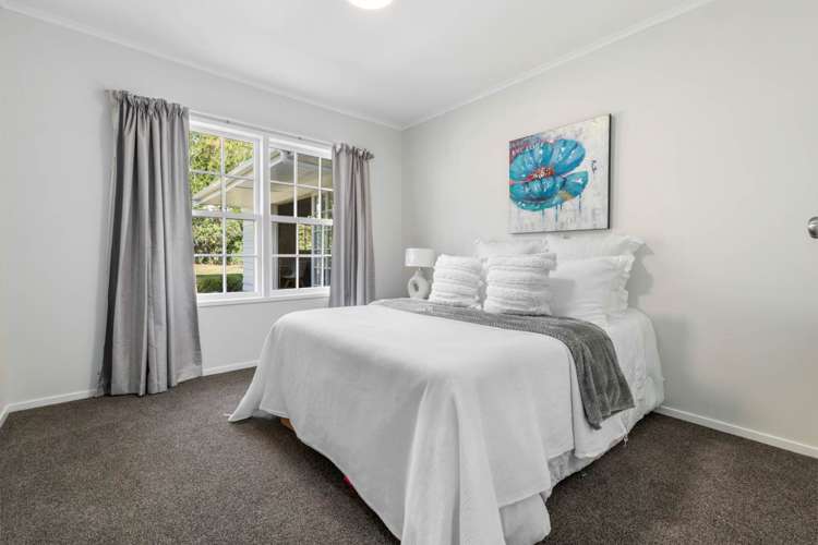 12 Holly Way Sunnyhills_13