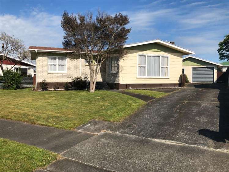 6 Dewe Avenue Feilding_0