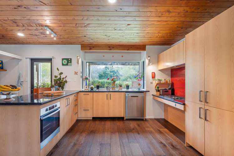 1242 Whangapoua Road SH25 Te Rerenga_3