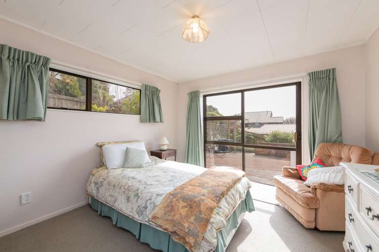 33 Washbourn Drive Richmond_20