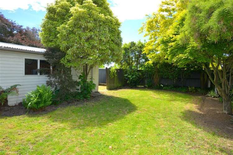 8 Fairmont Place Hornby_14