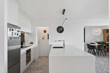 3/160 Kepa Road_4