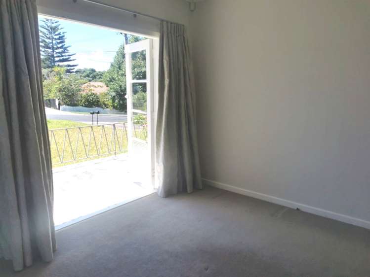 69 Beach Road Te Atatu Peninsula_6