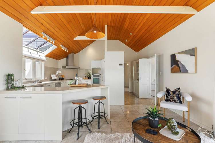 15 Panapa Drive St Johns_11