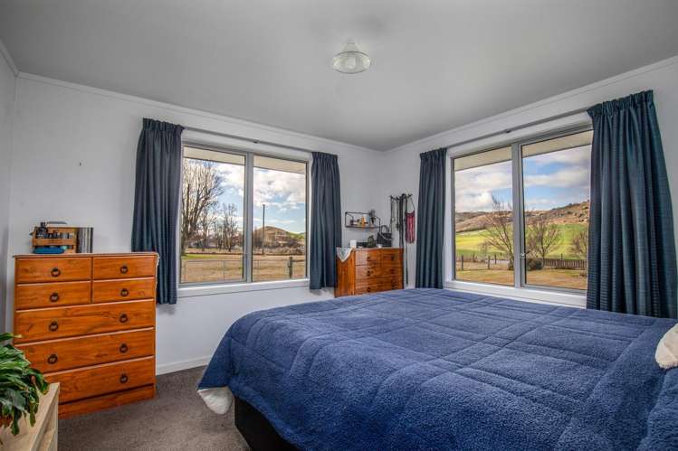 1230 & 1228 Alexandra-Fruitlands Road Alexandra_8