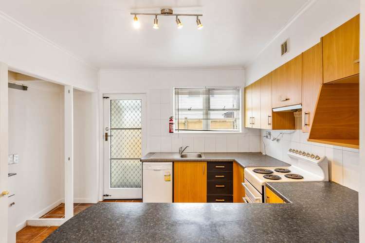 4/15 View Road Mt Eden_9