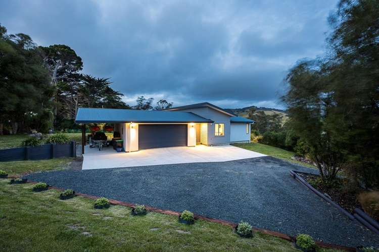 213 & 213A Tomahawk Road Andersons Bay_32