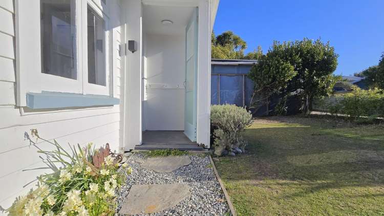 234 Revell Street Hokitika_16