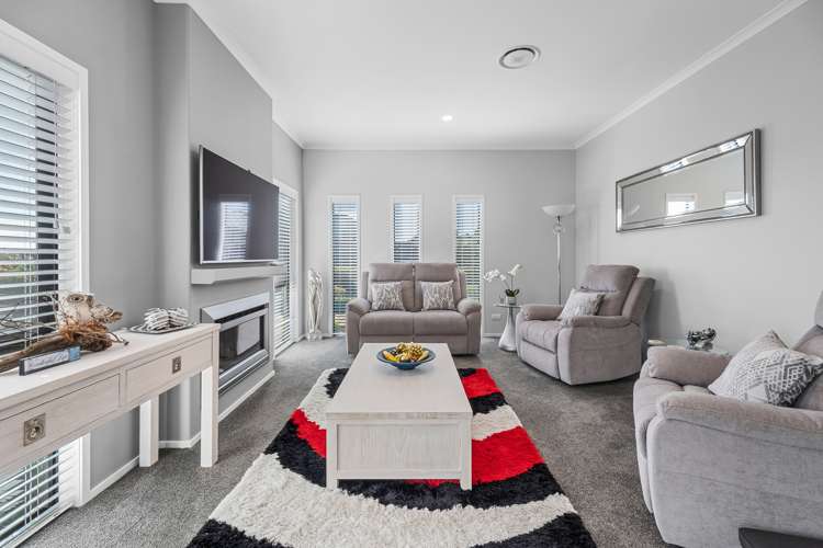 19 Kotare Drive Waiwhakaiho_12