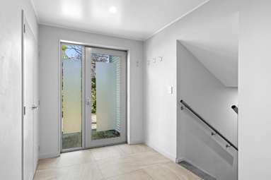 1 Farquhar Place_4