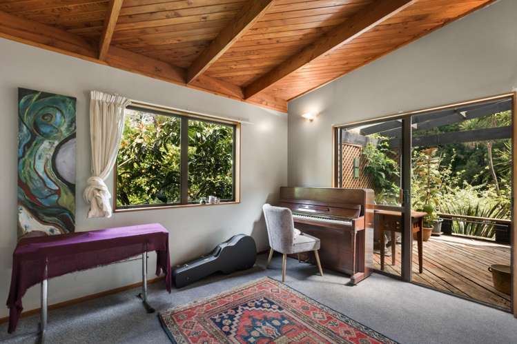 60 Victoria Street Waikino_12