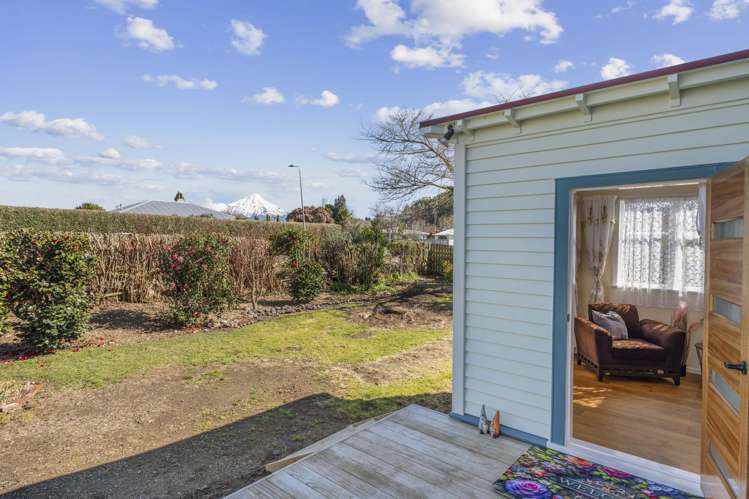 82 Orlando Street Stratford_25