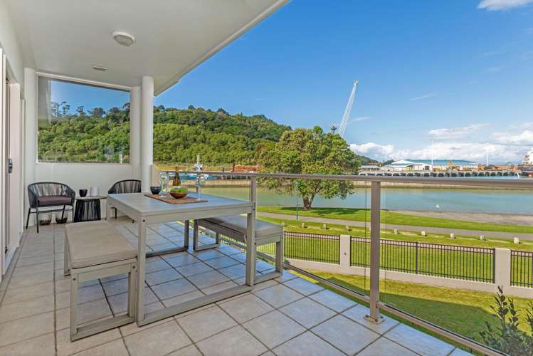 20/100 Customhouse Street Gisborne_22