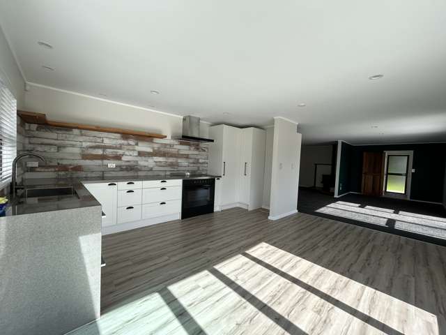 525 Valley Road Kaiwaka_2