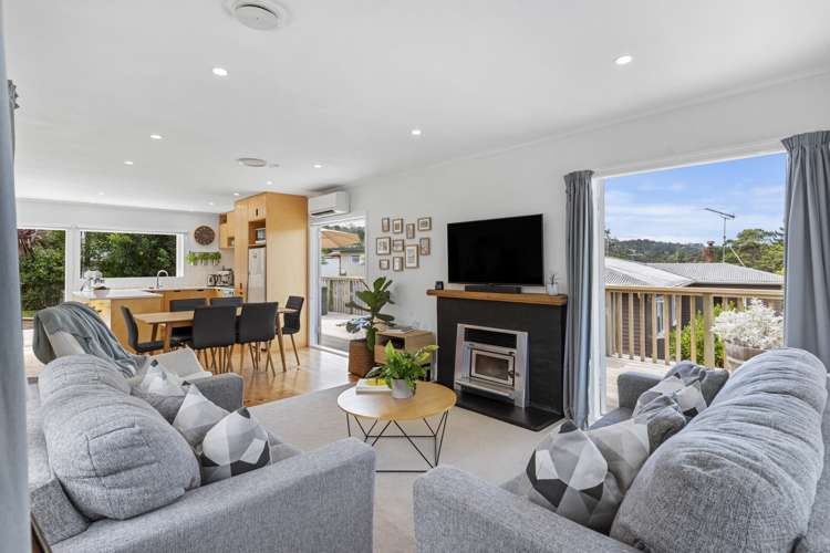 4 Packham Place Beach Haven_5