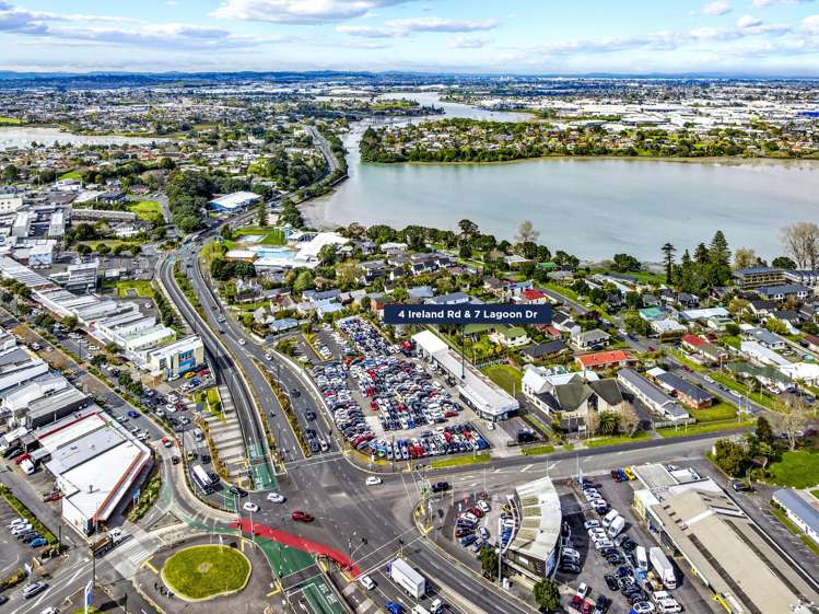 4 Ireland Road and 7 Lagoon Drive Panmure_2
