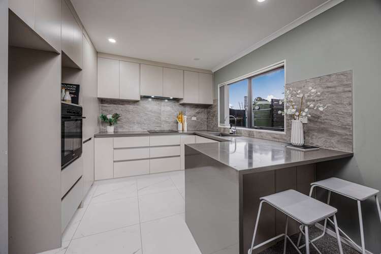 12/30 Calvert Avenue_2