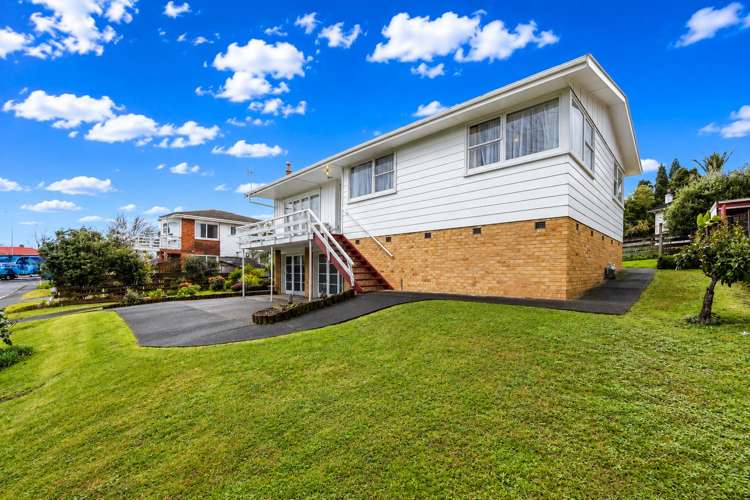 2 Takapu Street Henderson_23