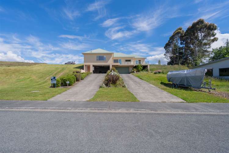25 Muriwai Drive Manapouri_31