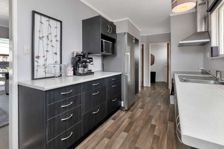 13 Hawea Place Tikipunga_4