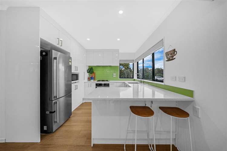 62 Medvale Avenue Flat Bush_10