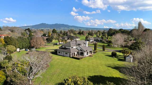 270 Holmwood Drive Ngahinapouri_1