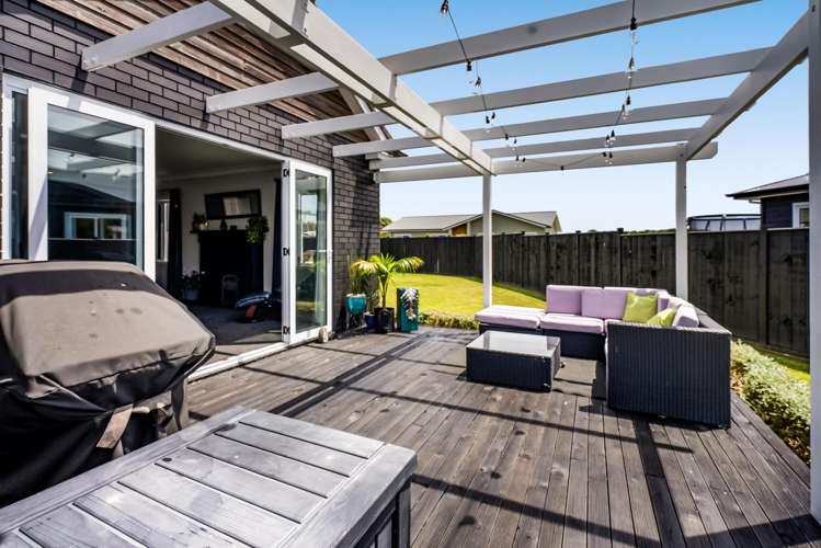 20 Maple Crescent Whalers Gate_27