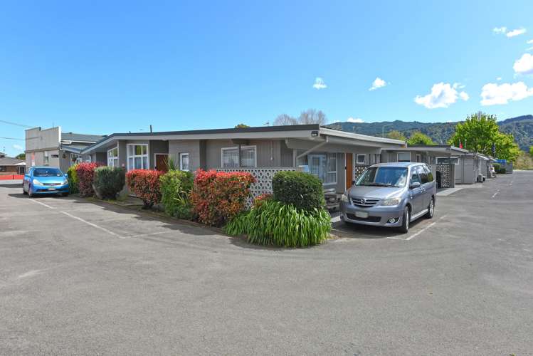 438 Fergusson Drive Upper Hutt_2