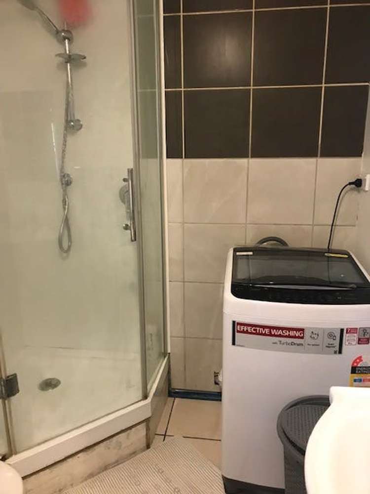 1/23 Woodcote Drive Glenfield_4